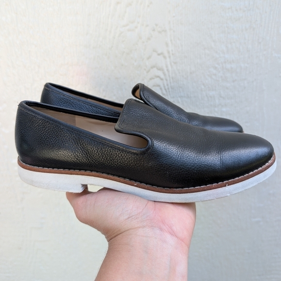Karl Lagerfeld Paris Black Leather Loafers Flat Shoes Women's Size 8 - Picture 1 of 10